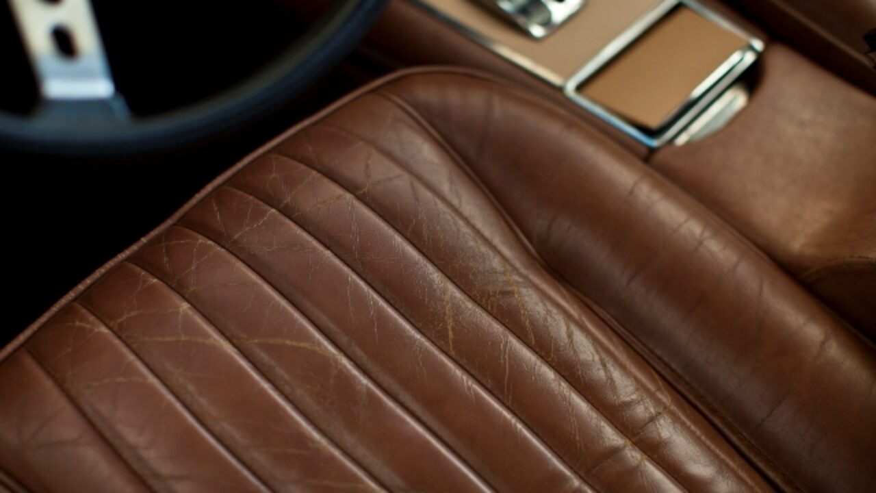 Leather Repair Paint For BMW Car Seats - ALL IN ONE Dye & Colour Restorer