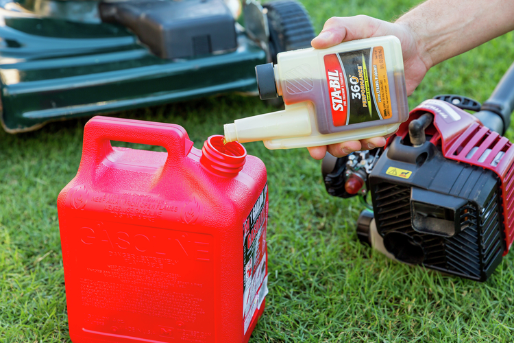 SB 360 Performance in Gas Can - Outside 3-750x500