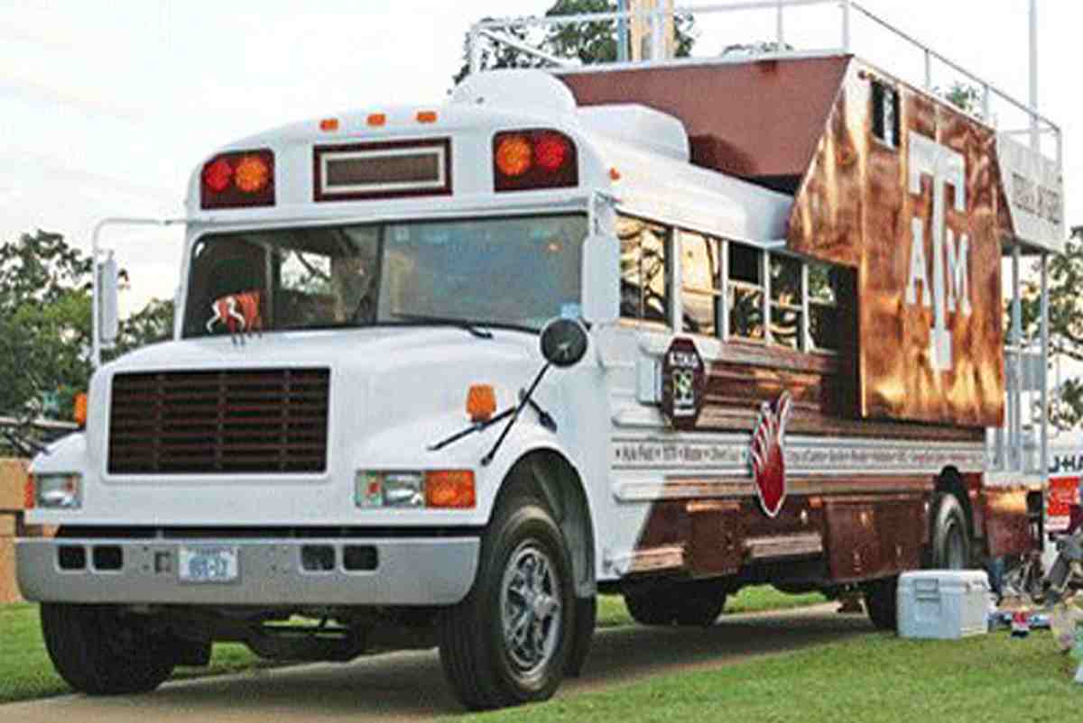 Top Three College Football Tailgating Vehicles – Gold Eagle