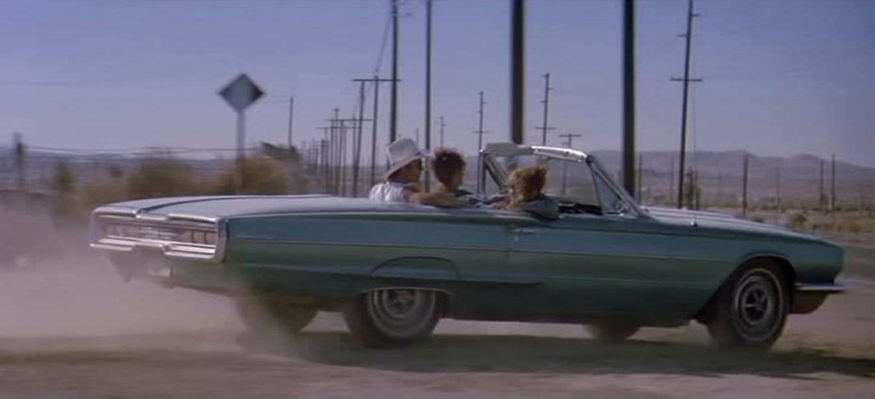 Hollywood Classic Cars Thelma and Louise 1966 Thunderbird