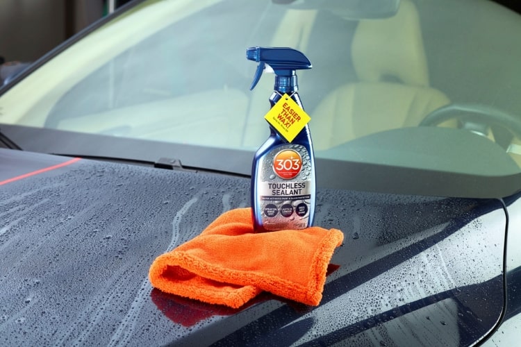 There's no need for wiping or buffing. It delivers excellent water beading and UV protection.