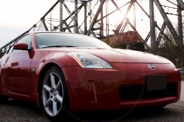 nissan 350z front min