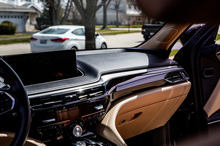 303-h2-interior-dash_750x500